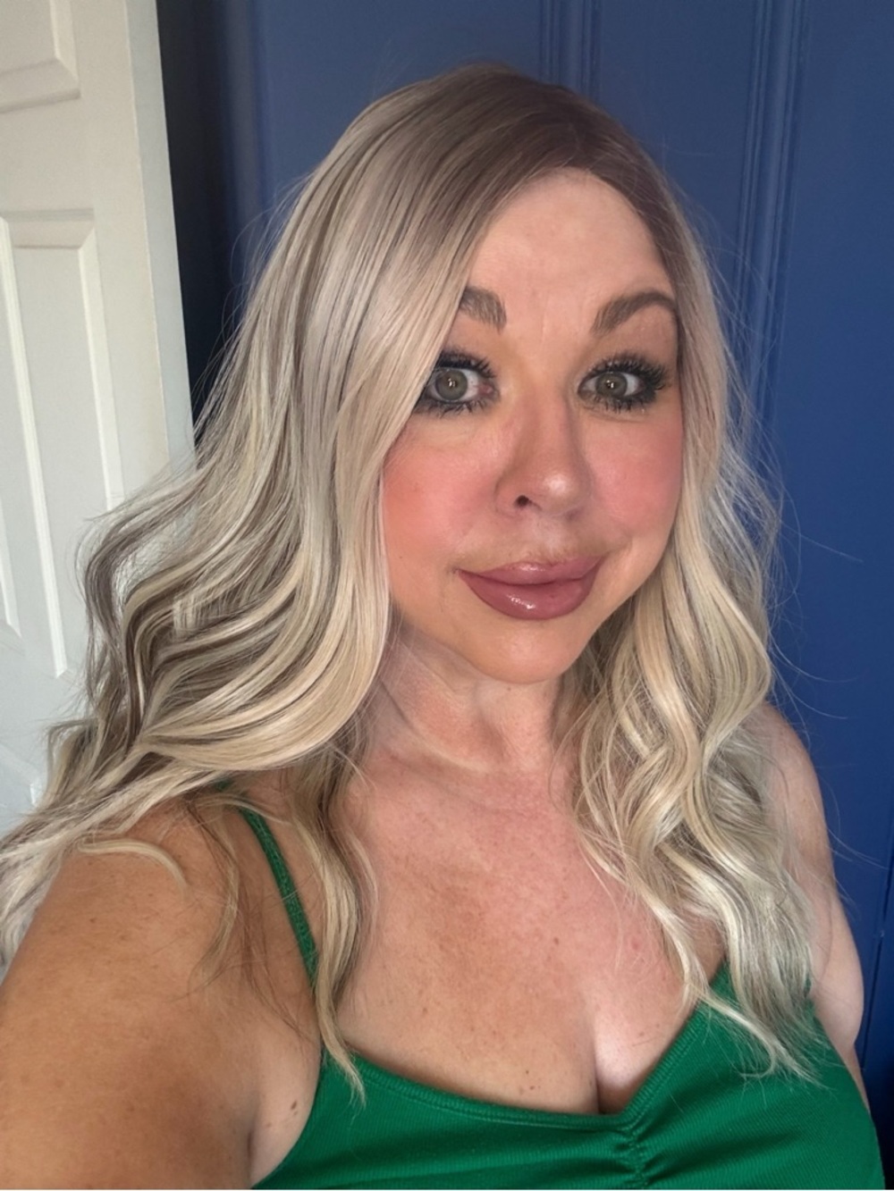 Blonde Ombre Wavy Women’s Wig - Natural Blonde Shades CSC